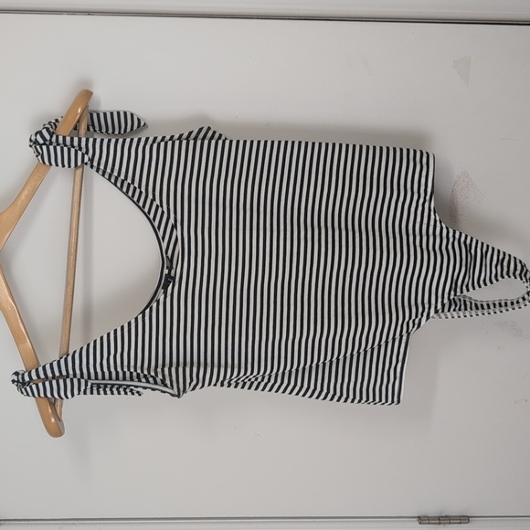 VERO MODA STRIPED BODYSUIT SIZE LARGE - Picture 2 of 6